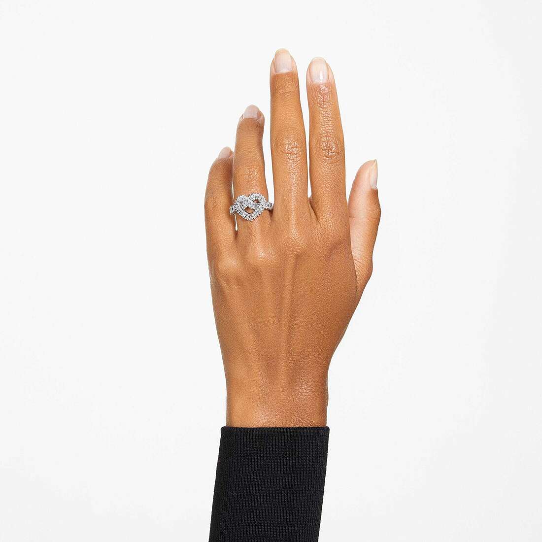Swarovski anelli donna 5647590 indosso