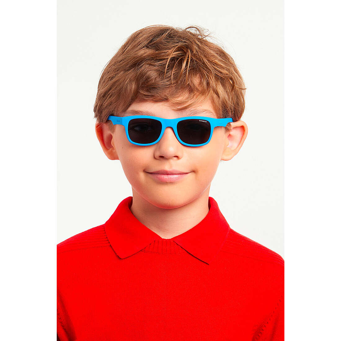 Polaroid occhiali da sole Kids bambino 201185PJP43M9 indosso