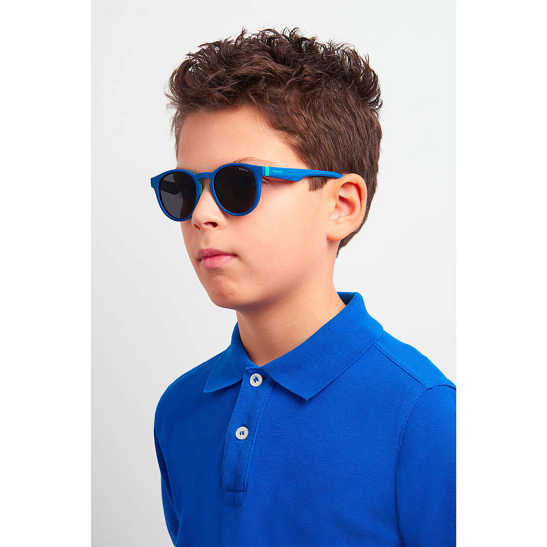 Polaroid occhiali da sole Kids bambino 20487246545M9 indosso