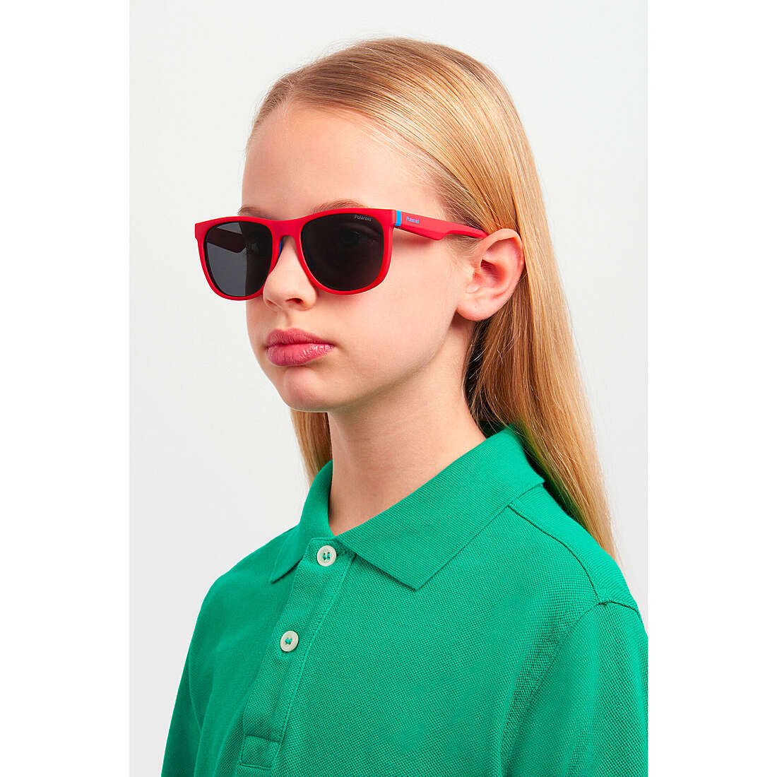 Polaroid occhiali da sole Kids bambino 2048734E349M9 indosso