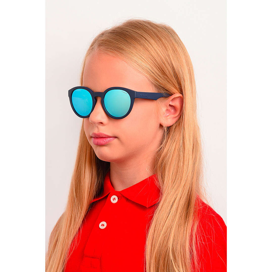 Polaroid occhiali da sole Kids bambino 233713CIW45JY indosso