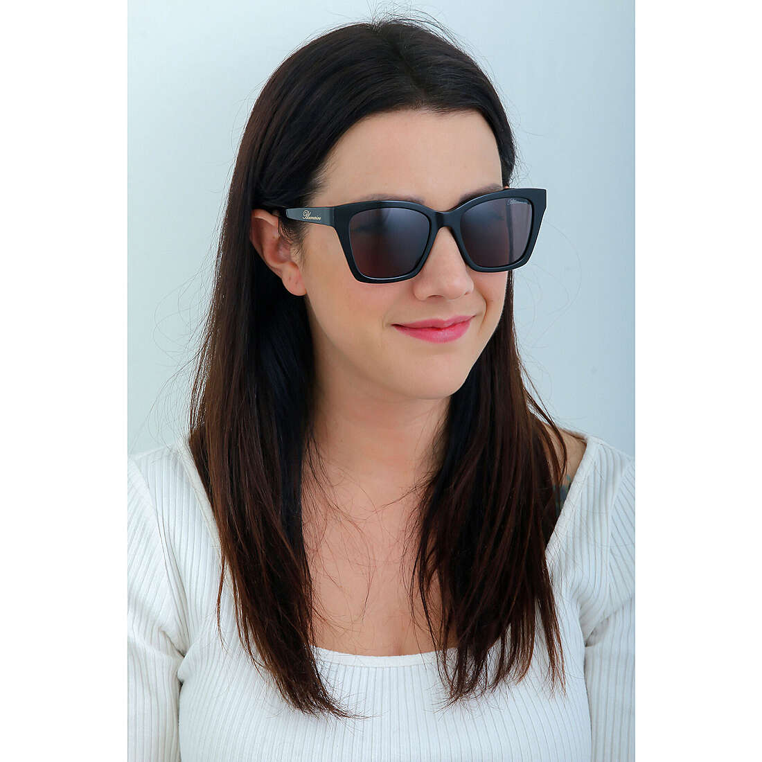 Blumarine occhiali da sole donna SBM8050700 indosso