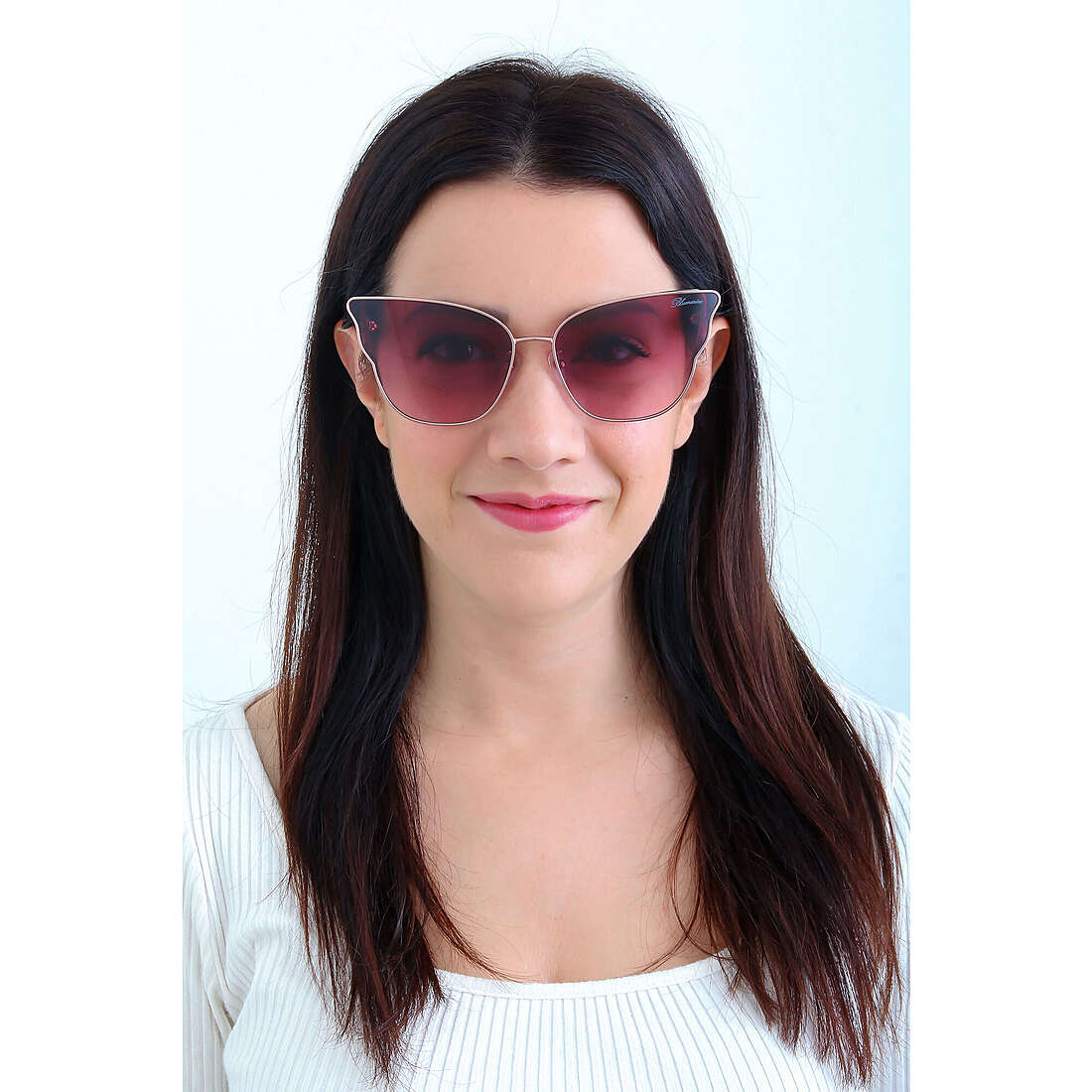 Blumarine occhiali da sole donna SBM158680A39 indosso