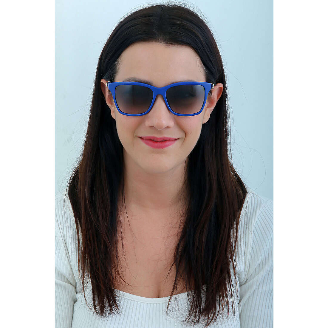 Blumarine occhiali da sole donna SBM651M550D82 indosso