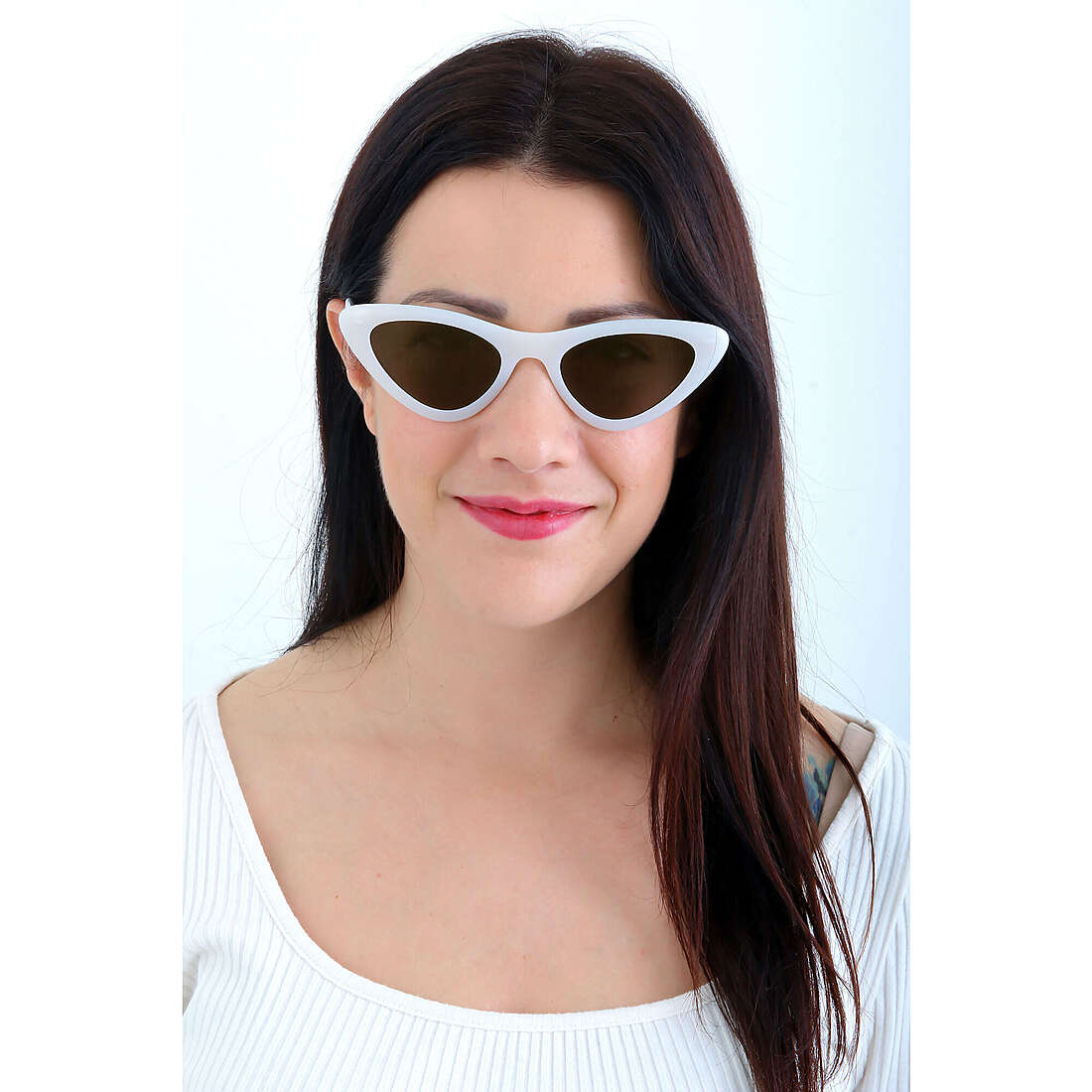 Havaianas occhiali da sole donna 204645SZJ53JO indosso