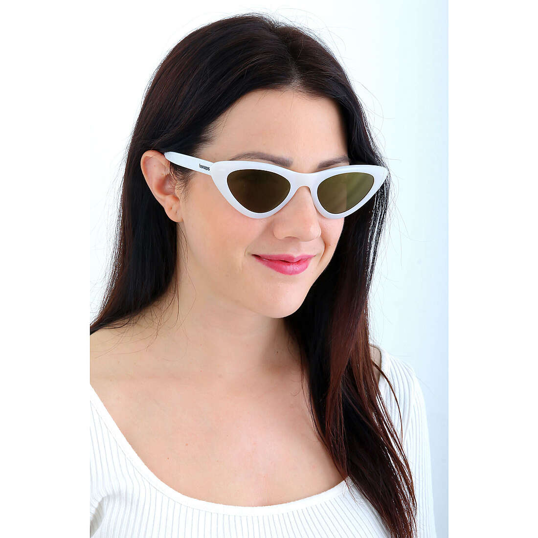 Havaianas occhiali da sole donna 204645SZJ53JO indosso