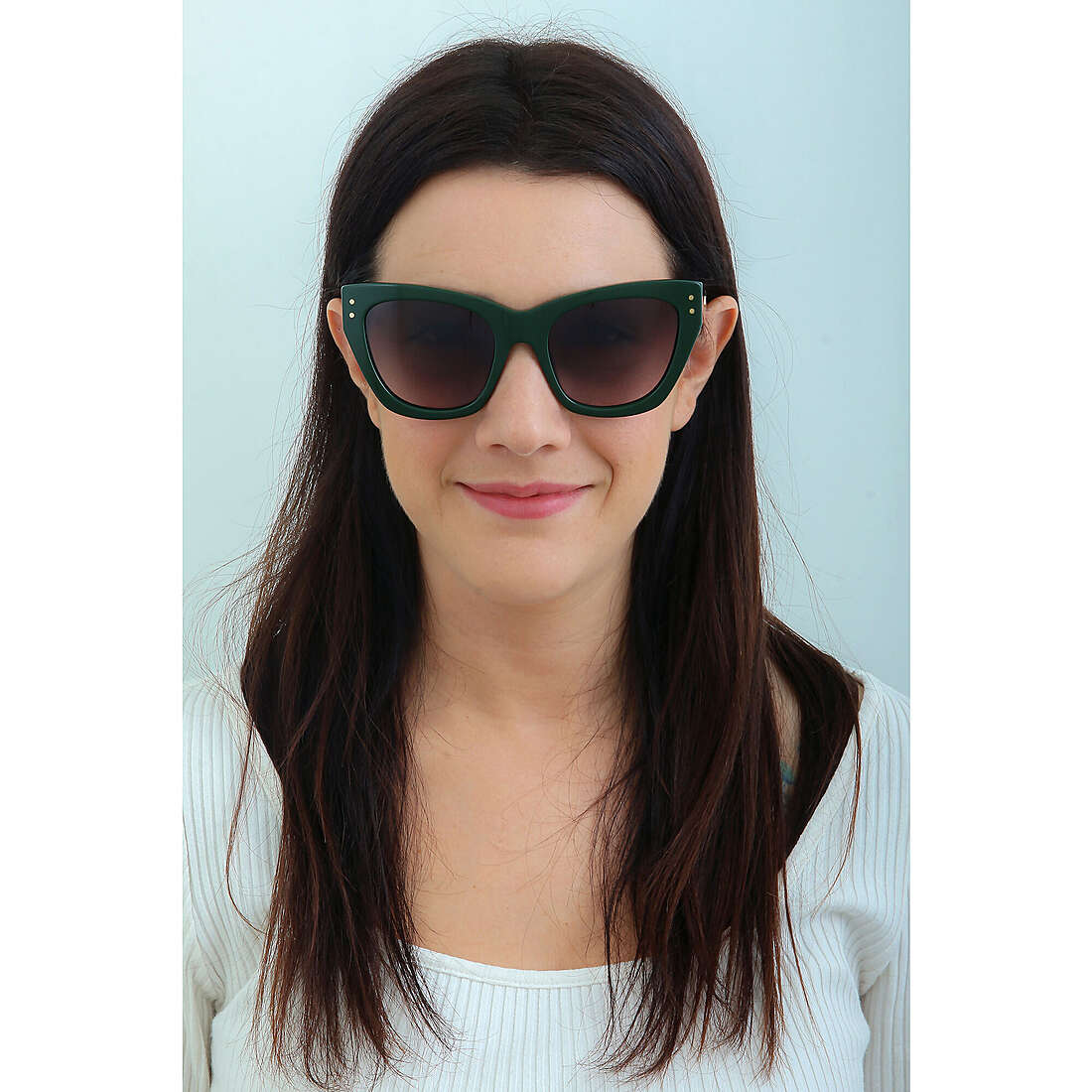 Nina Ricci occhiali da sole donna SNR32306WT indosso