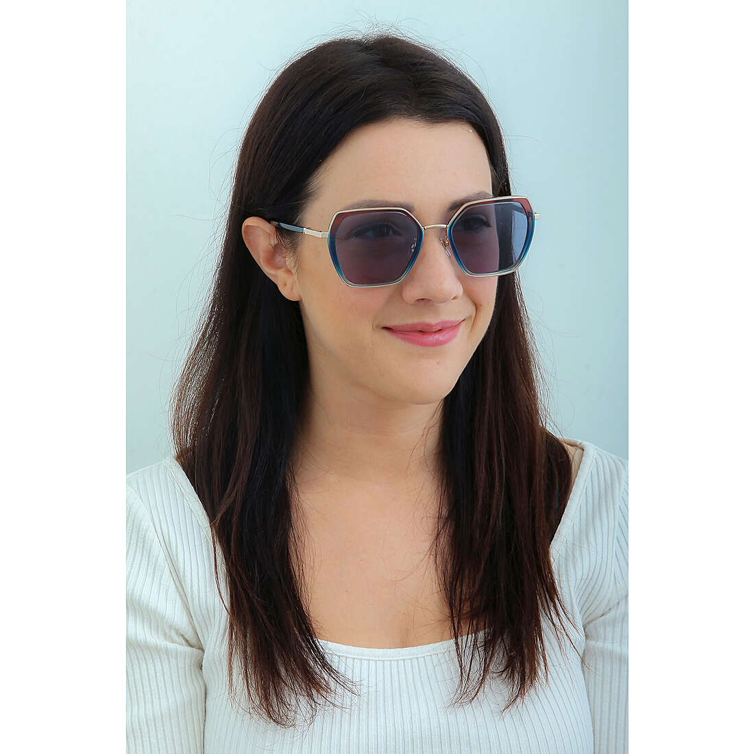Nina Ricci occhiali da sole donna SNR35906LH indosso