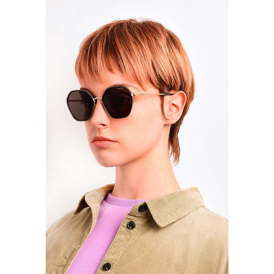 Polaroid occhiali da sole Cool donna 203992KB756M9 indosso