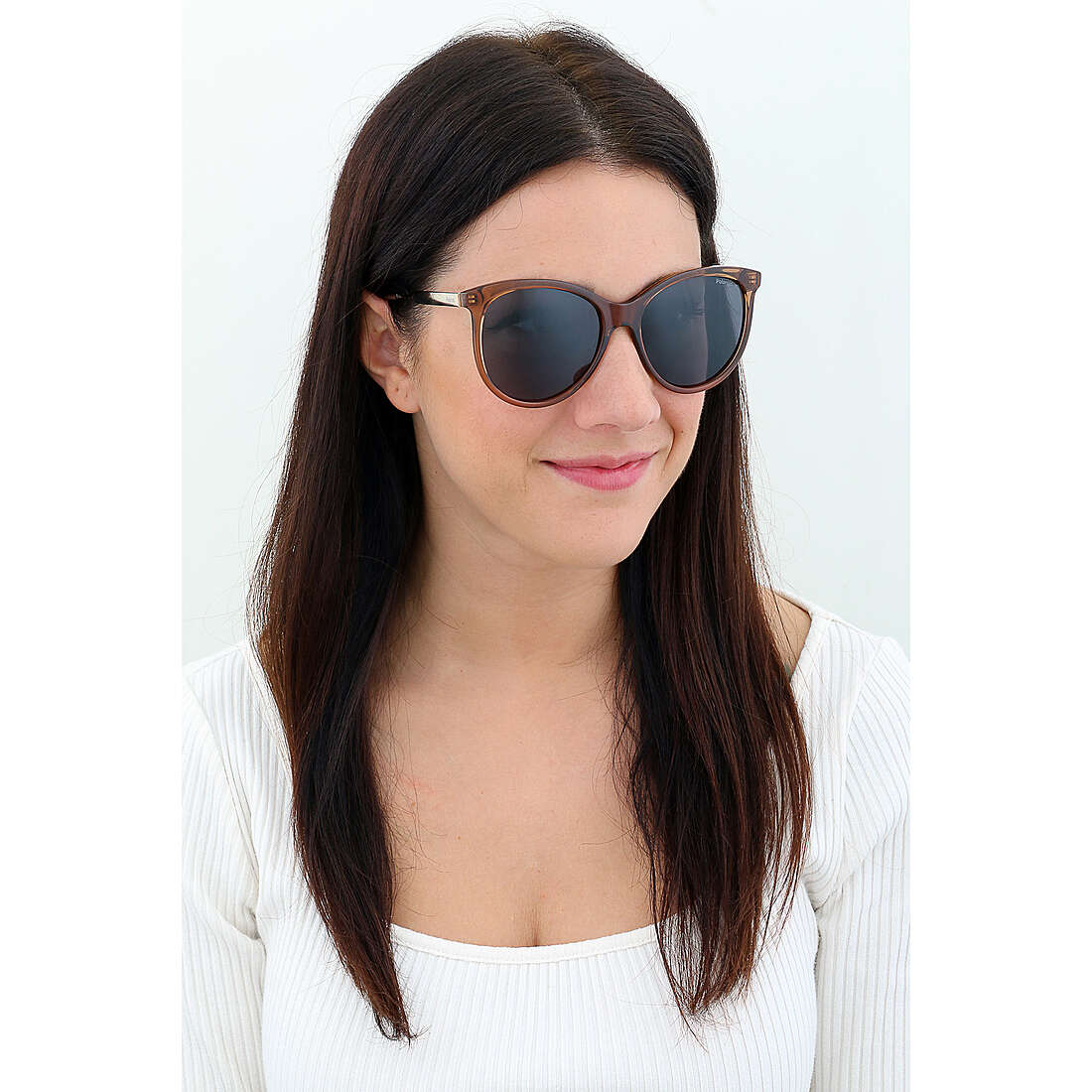 Polaroid occhiali da sole Essential donna 20533310A57M9 indosso