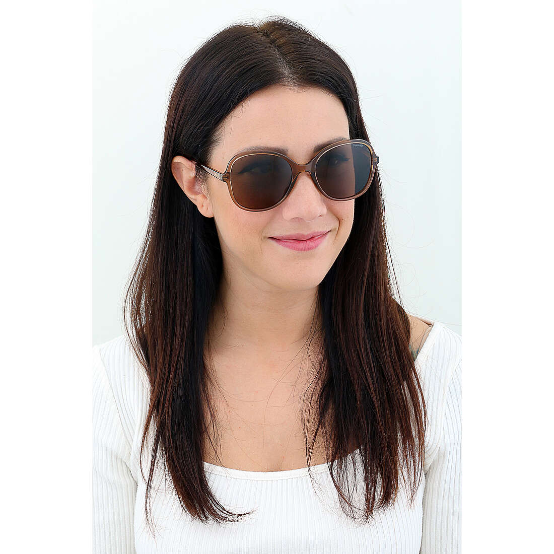 Polaroid occhiali da sole Essential donna 20533810A54SP indosso
