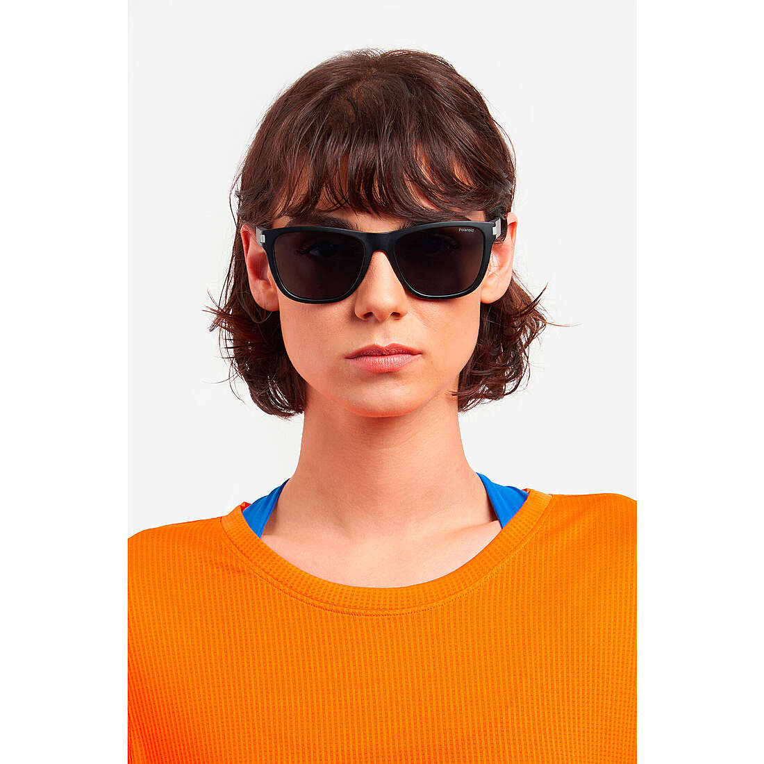 Polaroid occhiali da sole Active - Old unisex 205715O6W56M9 indosso