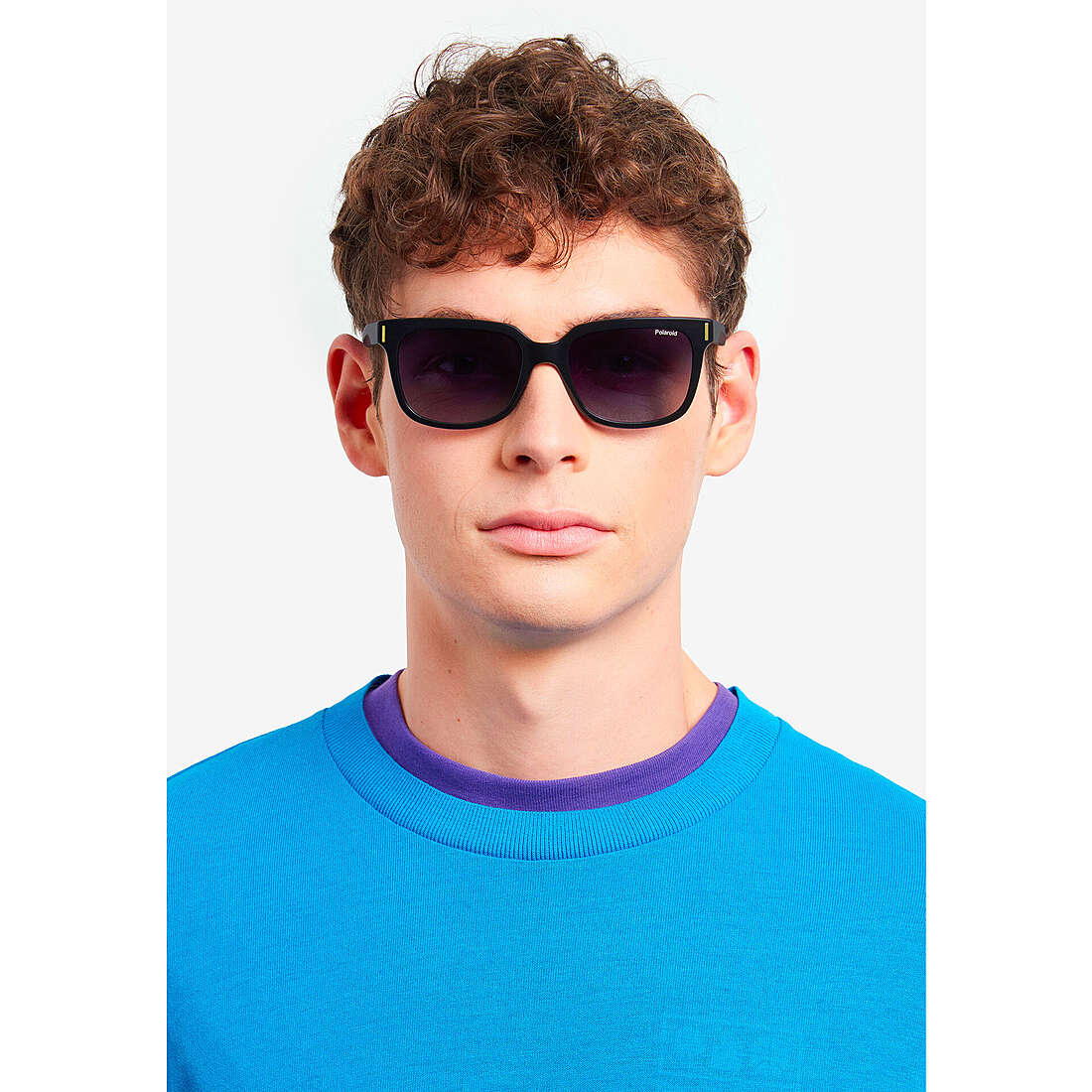 Polaroid occhiali da sole Cool unisex 20568880754WJ indosso