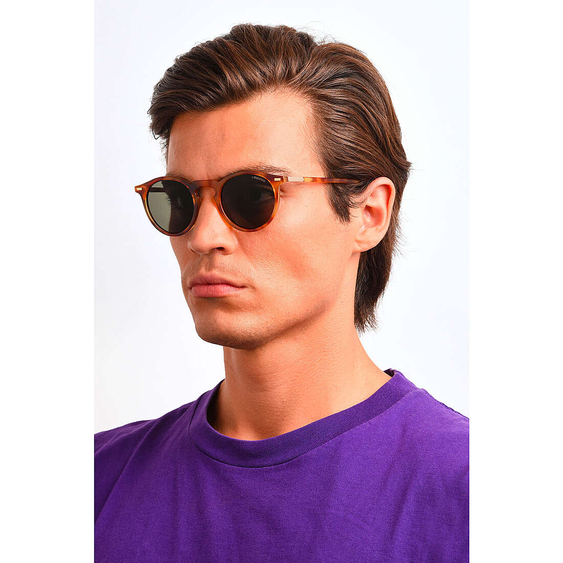 Polaroid occhiali da sole Essential uomo 20247108647UC indosso