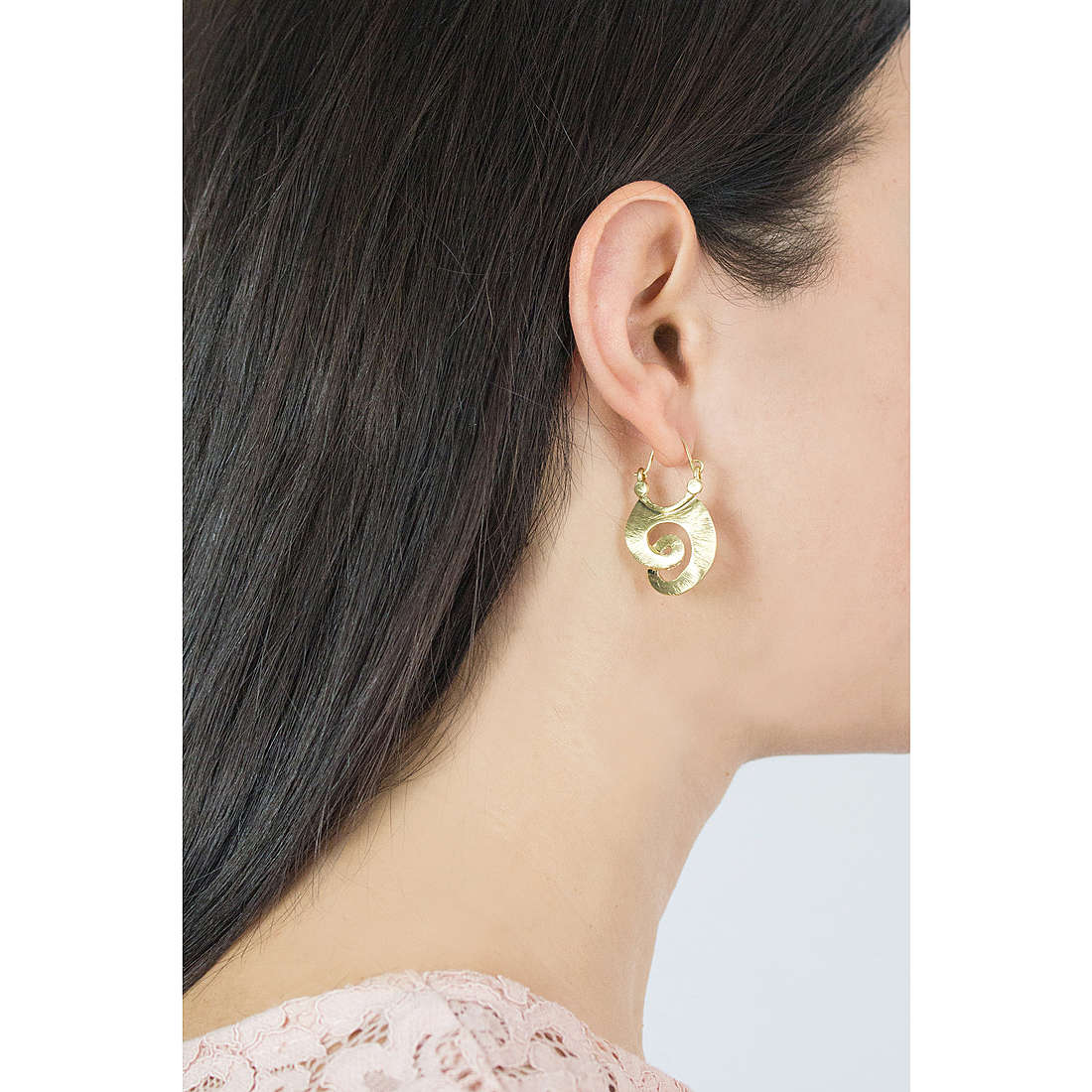 Ottaviani orecchini donna 500147O indosso