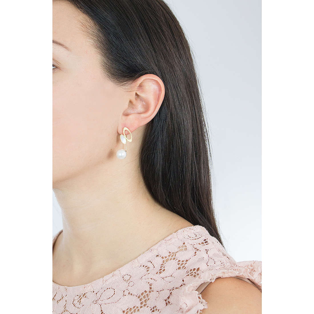 Ottaviani orecchini donna 500154O indosso
