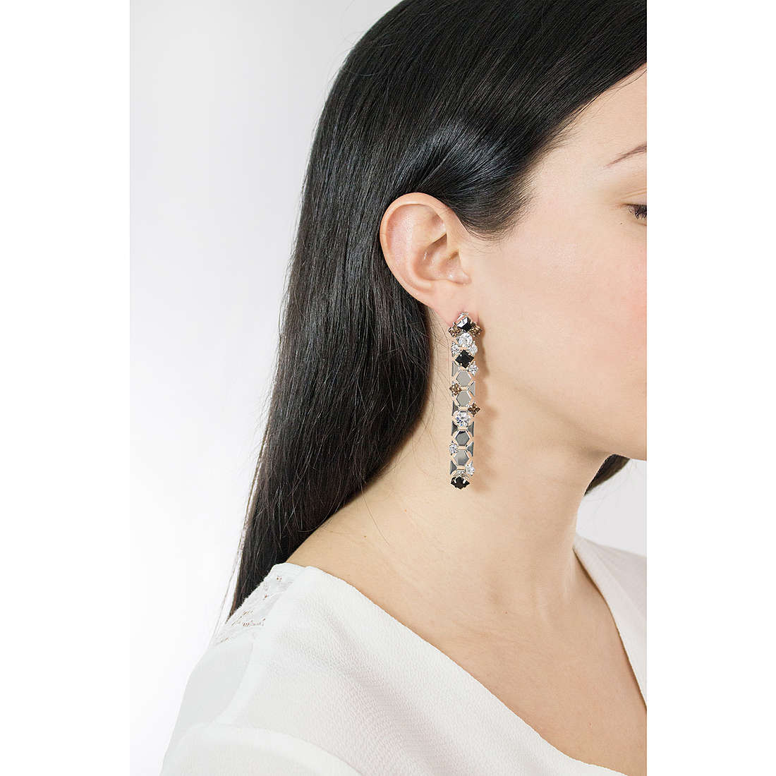 Ottaviani orecchini donna 500186O indosso