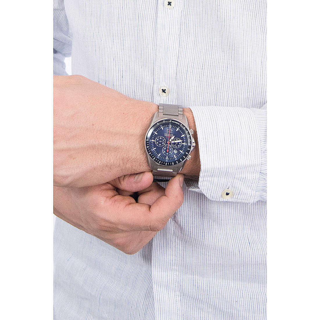 Breil cronografi Titanium uomo TW1659 indosso