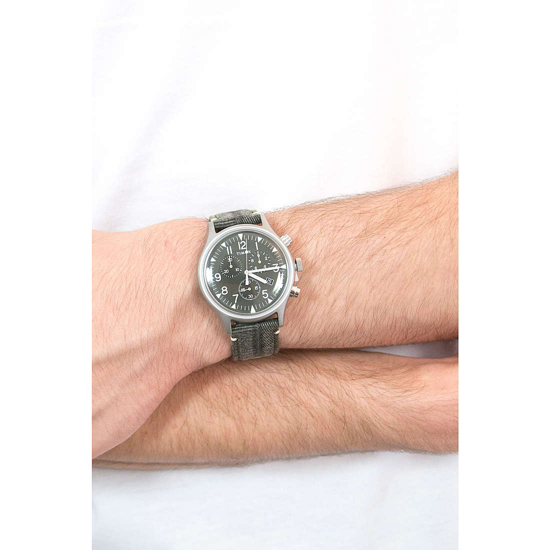Timex cronografi Mk1 uomo TW2R68600 indosso