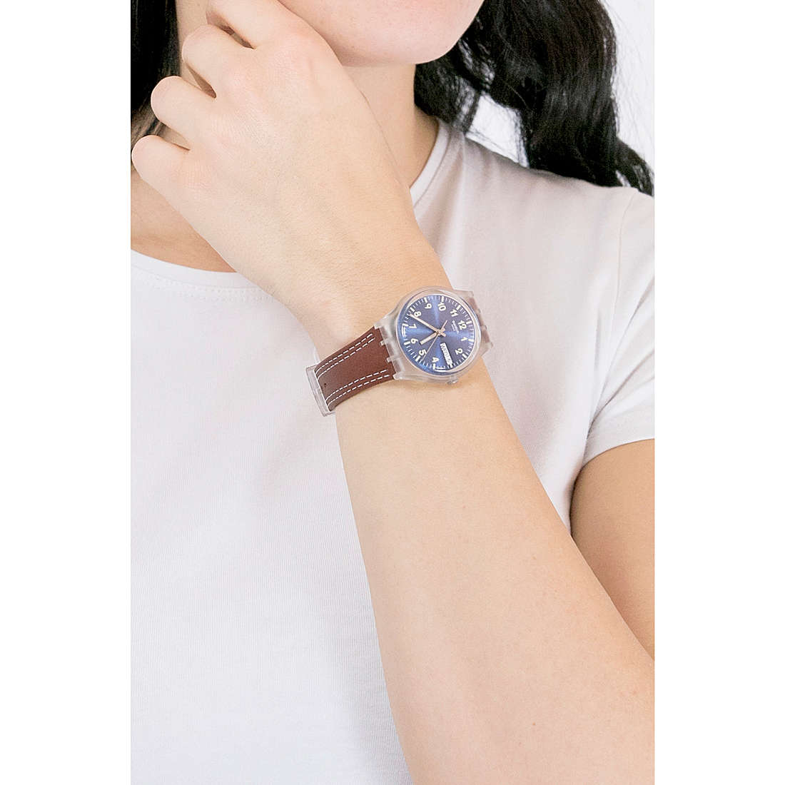 Swatch solo tempo donna GE709 indosso