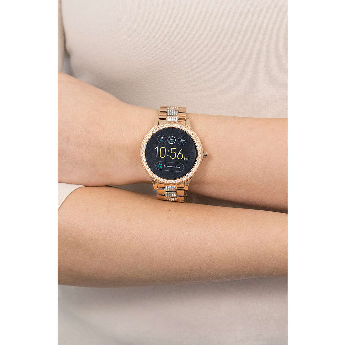 Fossil Smartwatches Q Venture donna FTW6008 indosso