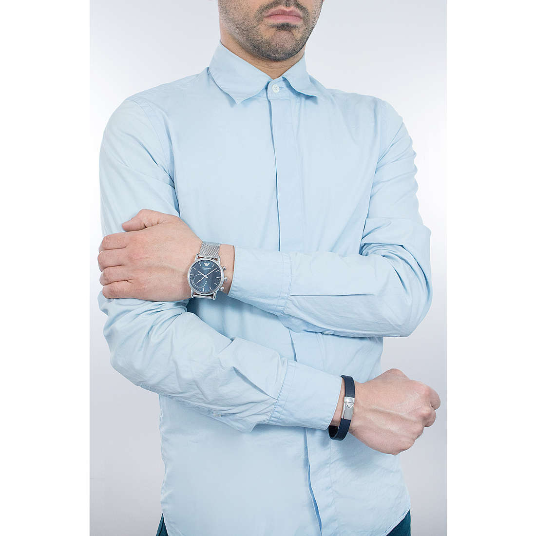 Emporio Armani Smartwatches uomo ART9003 indosso