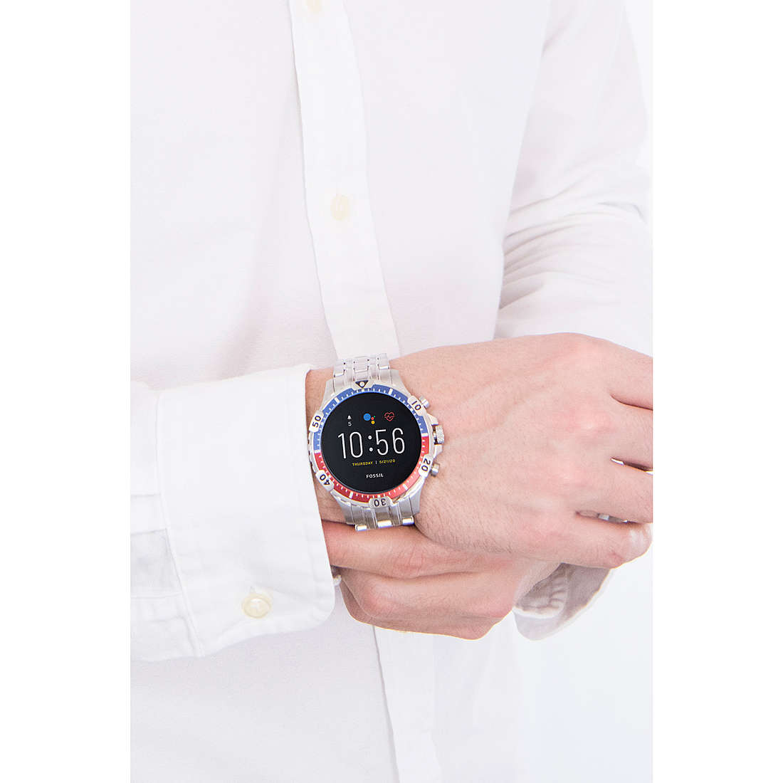 Fossil Smartwatches Spring 2020 uomo FTW4040 indosso