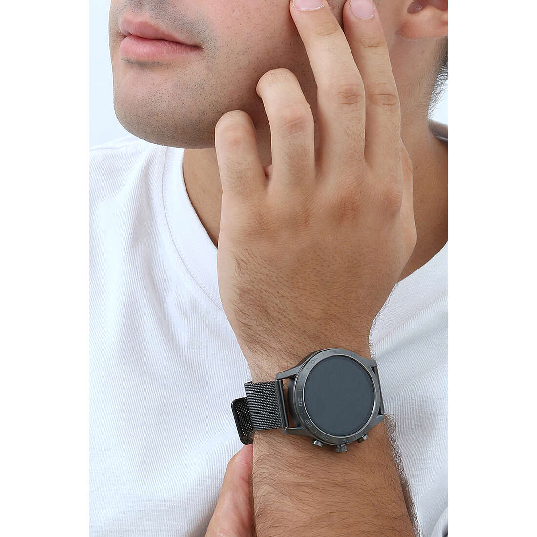 Lotus Smartwatches Smartwatch uomo 50048/1 indosso