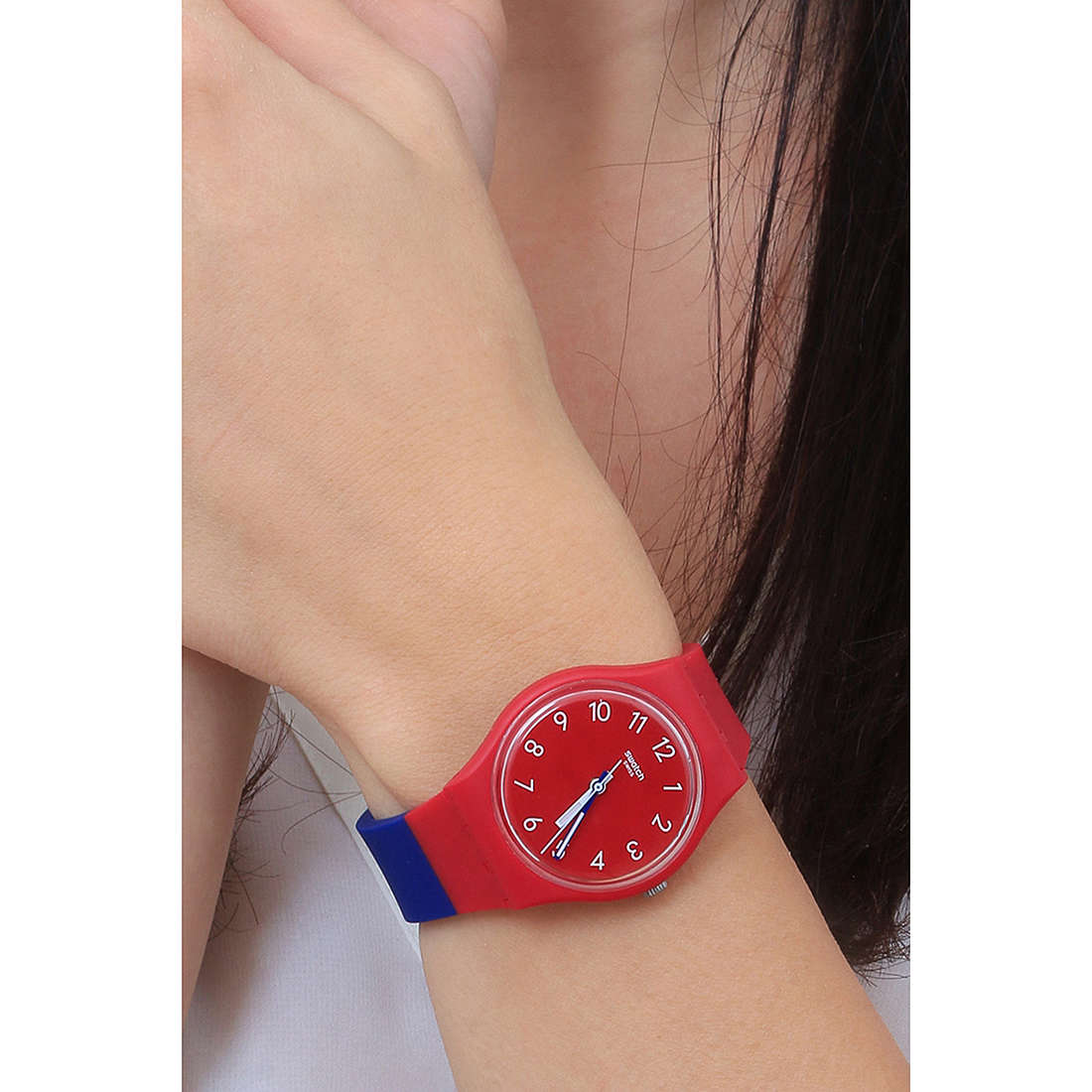 Swatch solo tempo The September Collection donna SO28R112 indosso